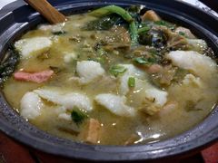 -周鱼小馆石锅酸菜鱼(活力汇店)