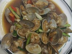 -鑫悦楼煎蟹·16年海鲜大排档