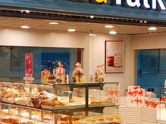 面包甜点陈列柜-BreadTalk面包新语(长寿路地铁站店)