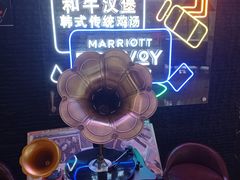 -上海漕河泾万丽酒店