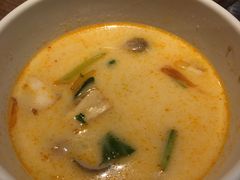 冬阴功-大头虾越式风味餐厅(光明广场店)
