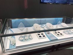 -潮宏基珠宝旗舰店(苏宁广场店)