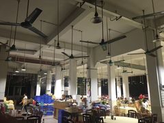 大堂-标记美食新鲜猪杂(兴南大道店)