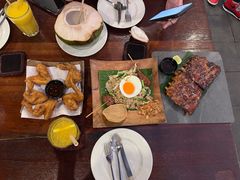 -Naughty Nuri’s Phuket