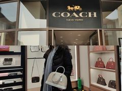 -王府井奥莱临潼小镇(临潼店)