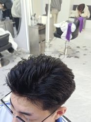 -H·Y HAIR SALON烫发·染发·造型