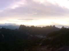 -黄山阿拉酒店(黄山风景区换乘中心店)