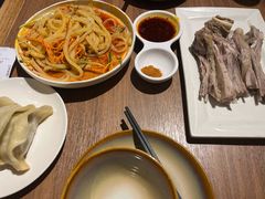 -贯贯吉·清真餐厅(浙江中路店)