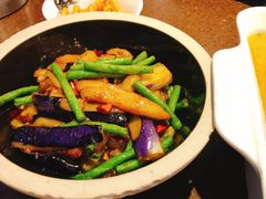 -山里人湘菜·山茶油炒土鸡(嘉邻中心店)