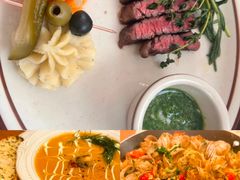 -Mark&Mars Restaurant