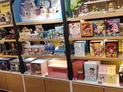 -泡泡玛特POPMART(崇文门国瑞城店)