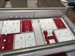 -周大福CHOW TAI FOOK(贵和购物中心店)