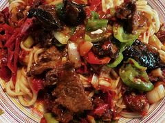 -歹歹的加个面过油肉拌面