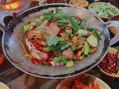 腊肉烧干洋芋片-张关合渣(朱家坳店)