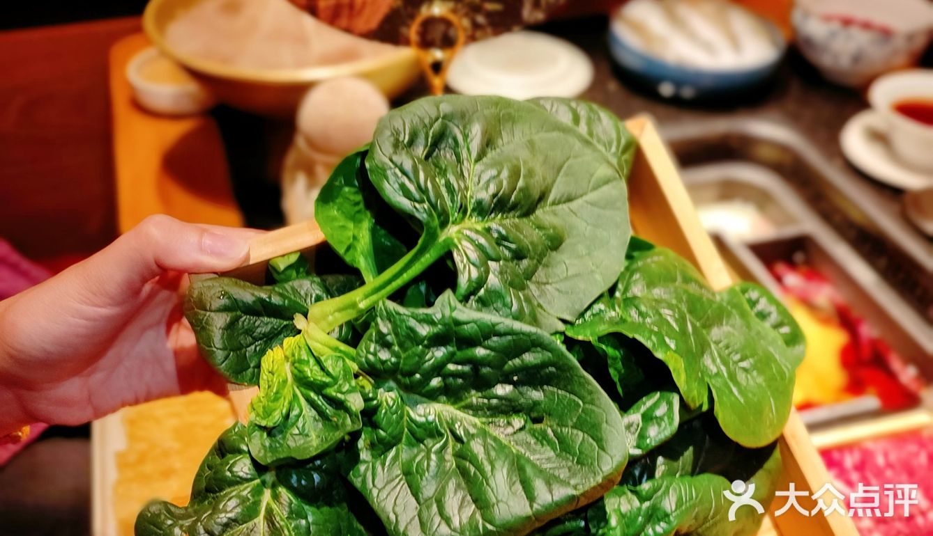 新年伊始，来顿火锅红红火火，我们还是选择巴奴呐[调皮]