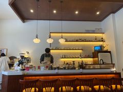 -Café Monson