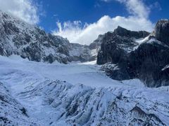 -玉龙雪山蓝月谷
