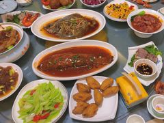 -绿岛酒楼(小海地店)