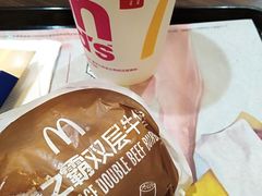 -麦当劳(卫星广场店)