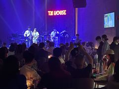 -TZ House音乐现场(来福士中心店)