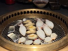 -铭牛烧肉·和牛海鲜自助(高新月牙湖店)