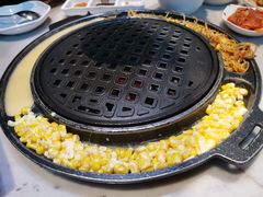 烤盘内的芝士玉米-韩宫宴烤肉·料理(苏州中心店)