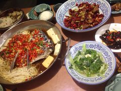 iphone_upload_pic-佬湘楼·27年湘菜(天河都市广场店)