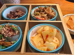 -菌自由丨野生菌火锅特色庭院餐厅(丽江古城店)