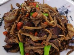 -湖南人家湘菜馆(镇江路店)