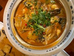 -魏铭鱼头捞饭(晋阳路店)