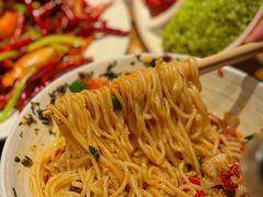-麻辣总动员·川派海鲜·现炒浇头面·自贡菜(五彩城店)