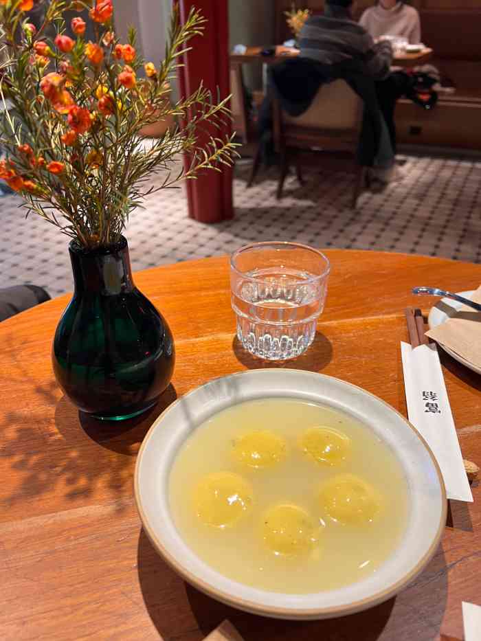 富翁餐厅-"周末下午去逛朝阳公园,逛累了就坐在椅子上.