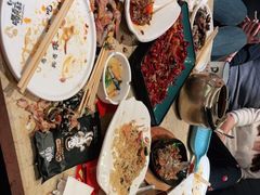 -喝丢一只鞋辣炒海鲜小烧烤(三八广场店)