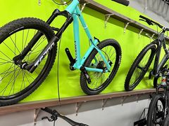 -道路口单车爱瓦士dahon大行