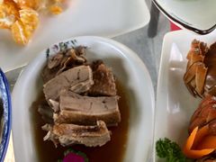 -七的湖·晚芳亭·阳澄湖农家菜·大闸蟹(莲花岛店)
