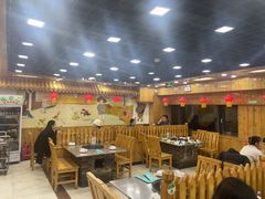 -屯老二农家铁锅炖·行业领军者(梅江店)