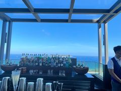 -瑰丽酒店·海吧·天际下午茶·现场DJ·天台酒吧