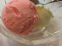 餐后冰淇淋-小白桦西餐厅