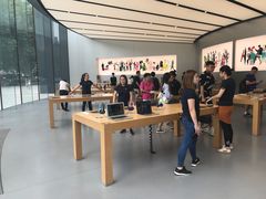 -Apple零售店(新街口店)