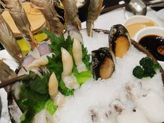 -红鼎豆捞·非遗鲍皇汤火锅(宝丰路店)