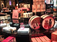 -Victoria's Secret(杭州湖滨银泰in77店)
