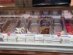 -VENCHI 闻绮(北京国贸商城店)