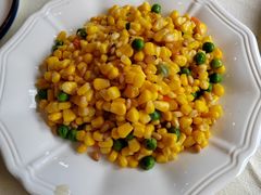 松仁玉米-鑫巴蜀小镇 · 水煮鱼专研店(玉桥店)