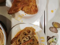 -何记花甲(海岸城旗舰店)