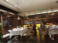 -羲和雅苑•北京烤鸭(陆家嘴中心店)