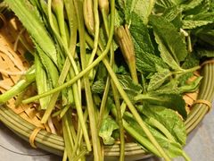 -慢丽江·云南野生菌土鸡锅(付家庄店)