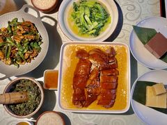 脆皮烧鸭-沱江小镇 (良乡店)