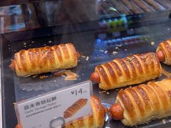 -巴黎贝甜(大宁国际商业广场店)