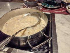 -尚尚仙·酸汤猪手·猪肚鸡火锅(华联万柳购物中心店)