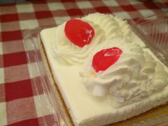 -红宝石·鲜奶小方·海派西点房(南丹店)